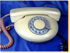 Telefón Tesla DS 3600